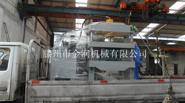 集成吊顶加工设备