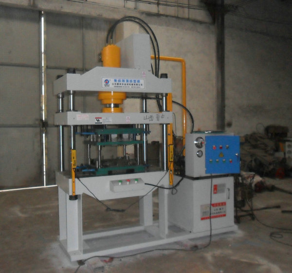 集成吊顶生产设备