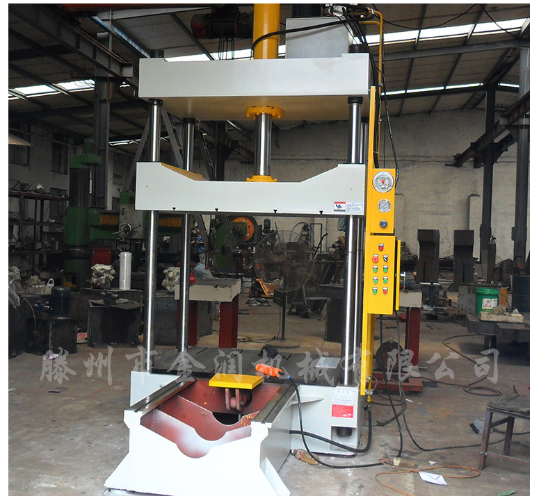 牛羊舔盐砖压块机