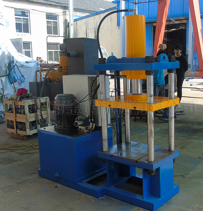 全自动三梁四柱液压机