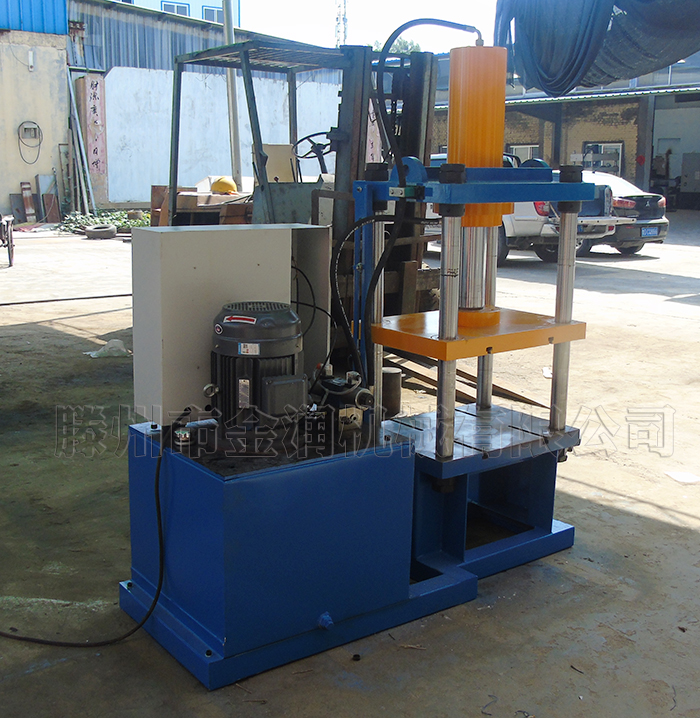 全自动三梁四柱液压机