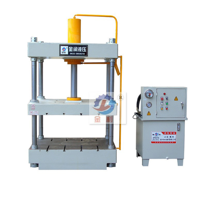 三梁四柱液压机17.jpg